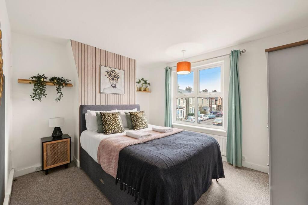 Aesthetic Cambridge Cottage Sleeps 5! Eksteriør billede