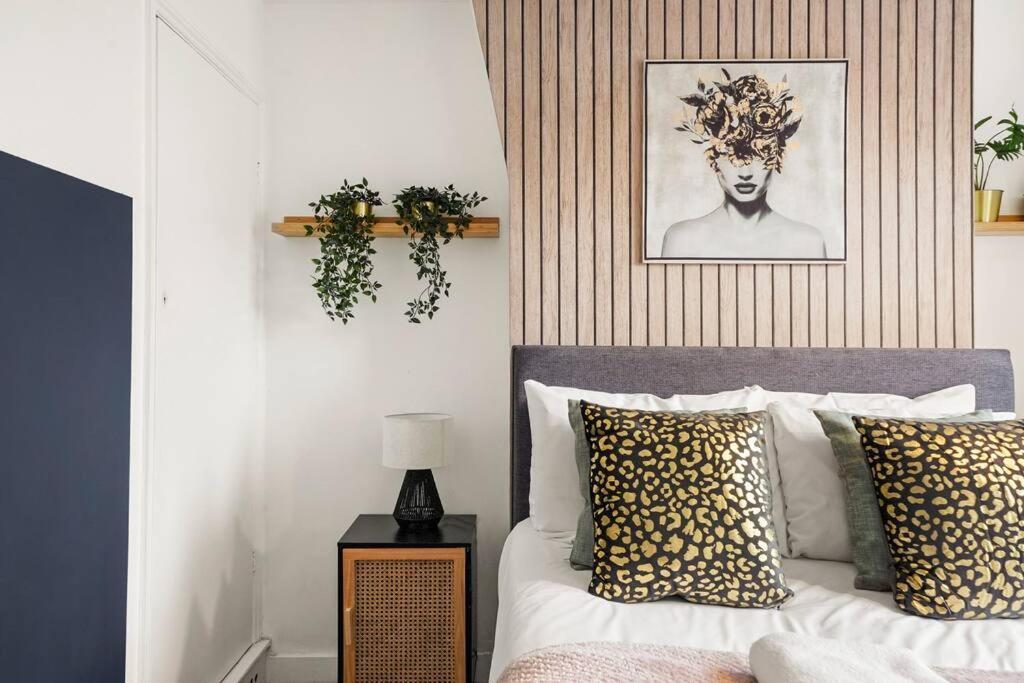 Aesthetic Cambridge Cottage Sleeps 5! Eksteriør billede