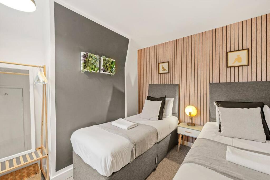 Aesthetic Cambridge Cottage Sleeps 5! Eksteriør billede