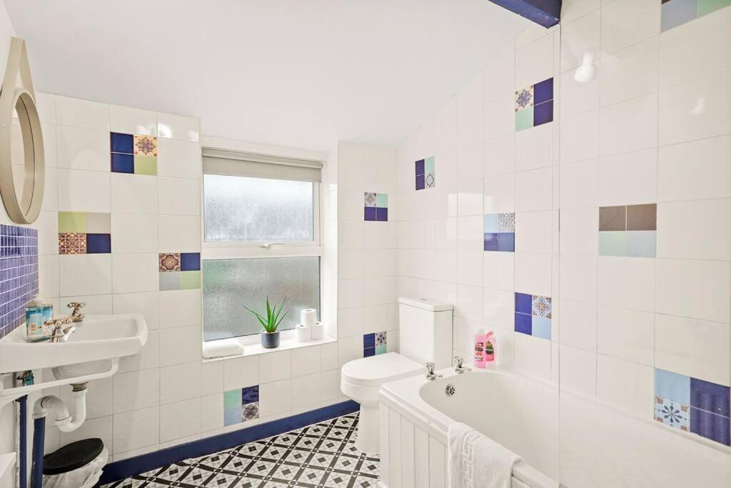 Aesthetic Cambridge Cottage Sleeps 5! Eksteriør billede