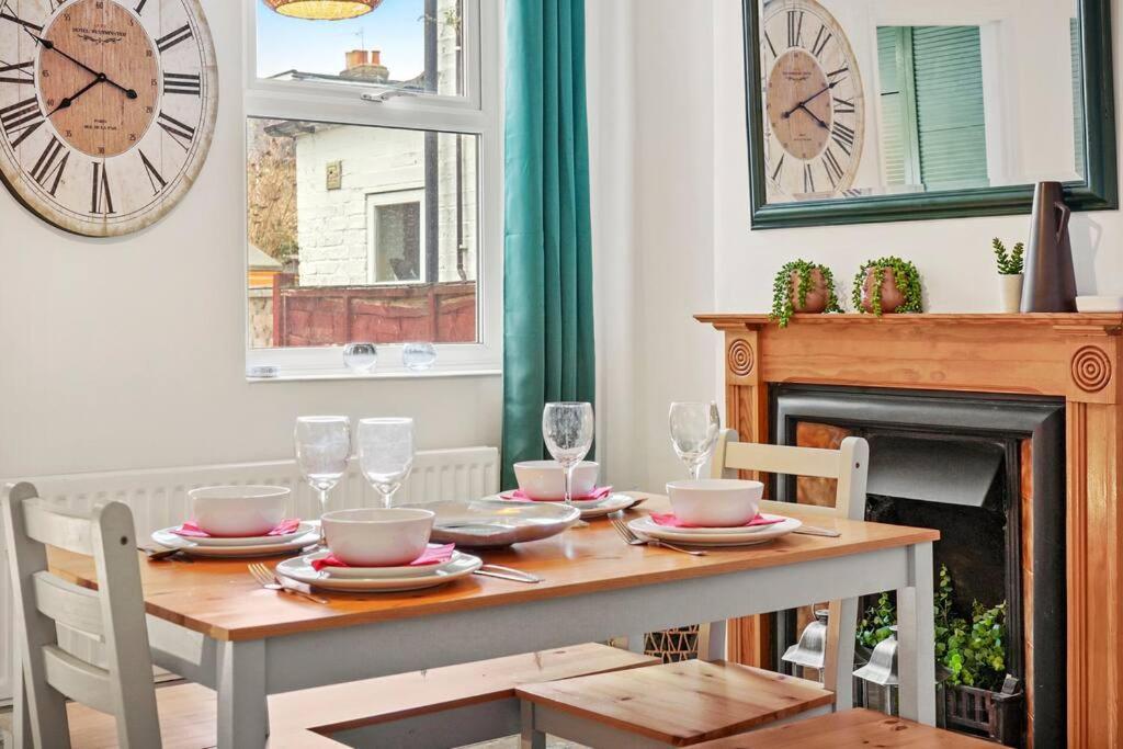 Aesthetic Cambridge Cottage Sleeps 5! Eksteriør billede